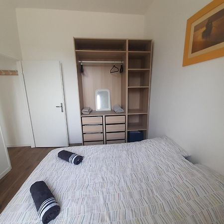 Appart Dans Petit Chateau En Centre Ville Lagny-sur-Marne Exterior foto