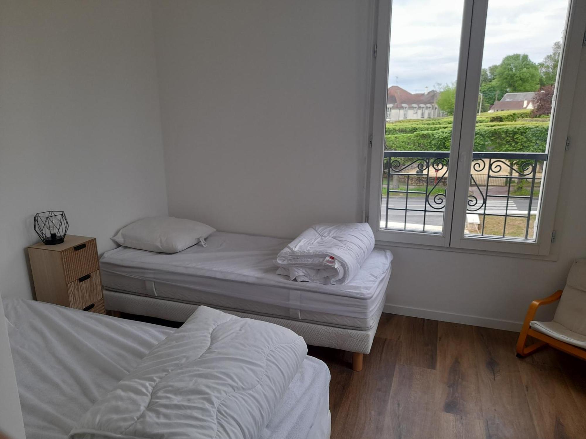 Appart Dans Petit Chateau En Centre Ville Lagny-sur-Marne Exterior foto