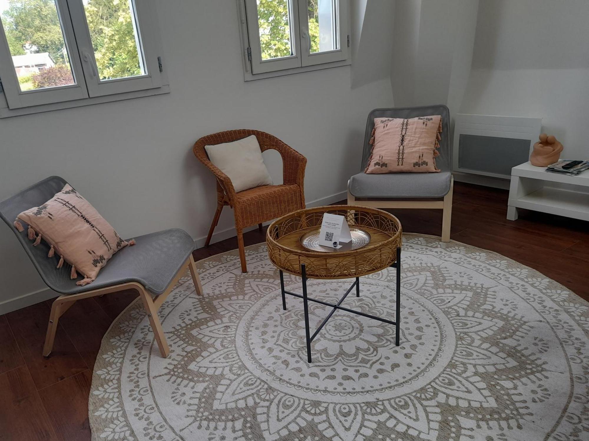 Appart Dans Petit Chateau En Centre Ville Lagny-sur-Marne Exterior foto